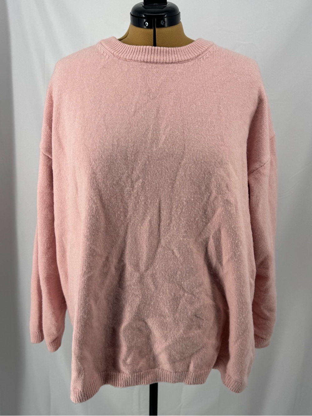 H&M Soft Pink Crewneck Sweater 0304